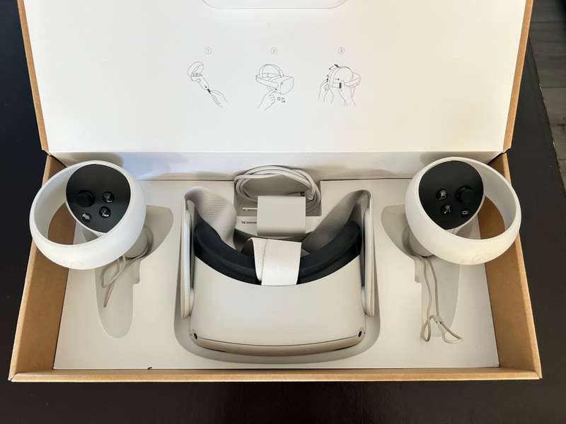 Meta Quest 2 - Advanced All-In-One Virtual Reality Headset - 128GB