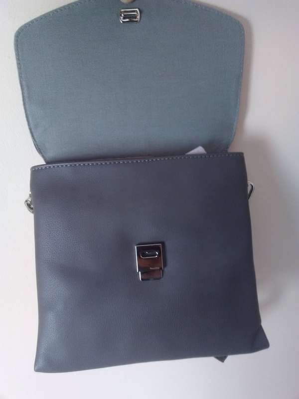 David Jones Slingbag
