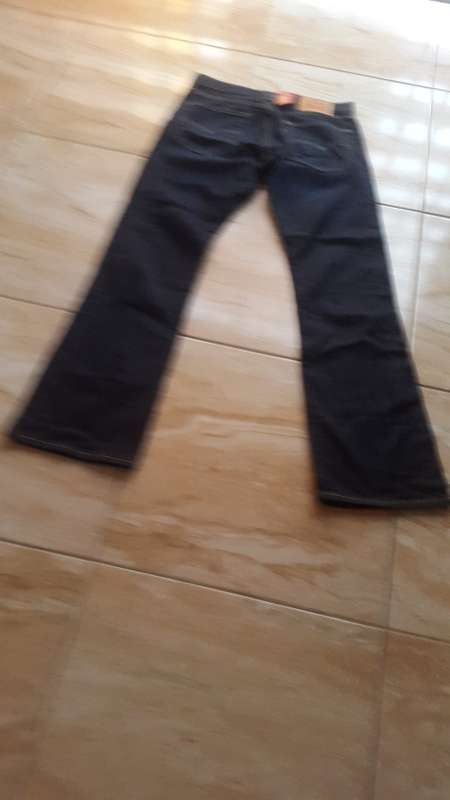 Men levis jean
