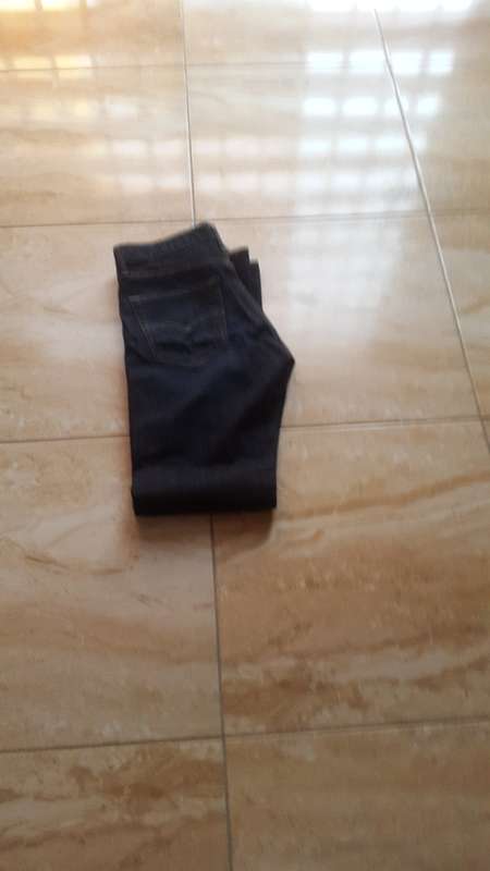 Men levis jean