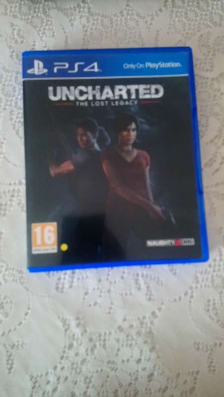 UNCHARTED 4 PS4