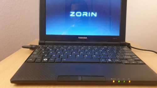 TOSHIBA NB505 32BIT ZORIN OS