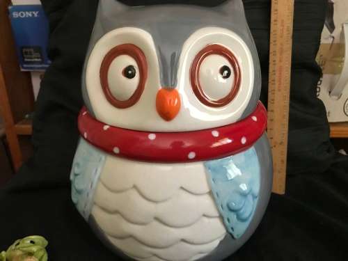 Owl biscut jar