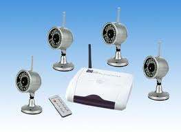 2.4 Ghz Wireless Night Vision Kit.Includes 4 x wireless Cameras & 4 channel wirless AV Receiver
