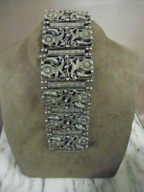 Sterling Silver Candida Bracelet - 140 Grams, 19cm