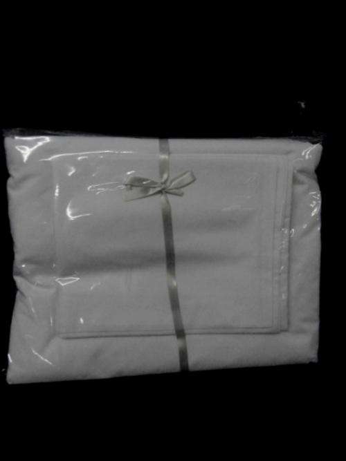 Q/size Fitted Sheet, Flat Sheet & 2 Standard Size Pillow Covers, Colour : White