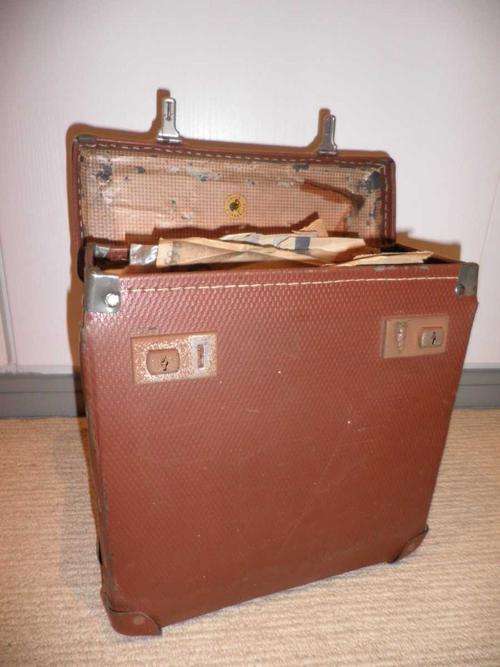 Lovely old case for 10" records