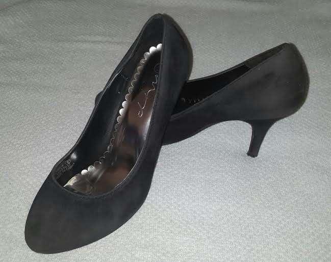 Black suede heels