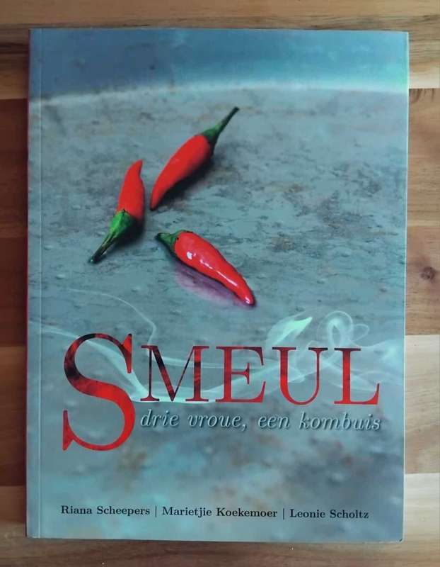 Smeul - drie vroue, een kombuis