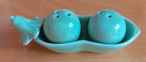 Two Peas in a Pod salt and pepper set