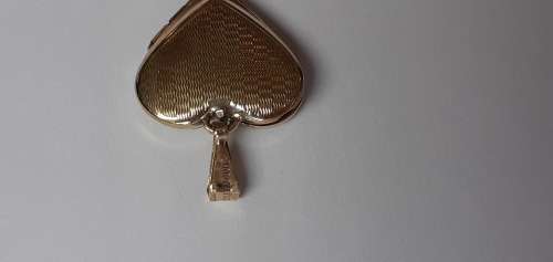 Gold Heart Locket with Mother-of-Pearl Onlay