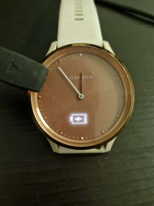 Garmin Vivomove HR