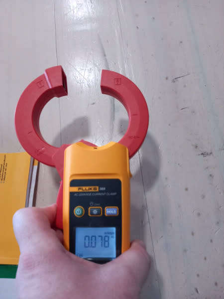 FLUKE 369 LEAKAGE CURRENT CLAMP METER