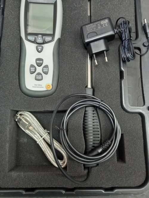 major tech MT945 hot wire anemometer