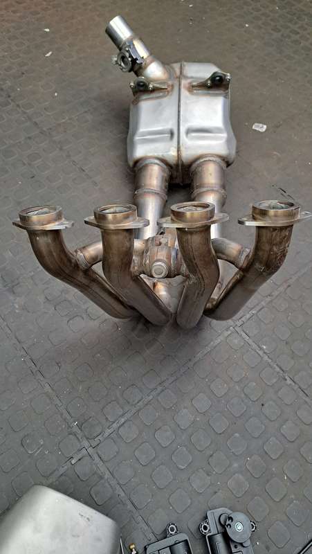 BMW S1000RR OEM Full Exhaust system & actuators (Never been used)