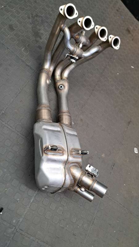 BMW S1000RR OEM Full Exhaust system & actuators (Never been used)