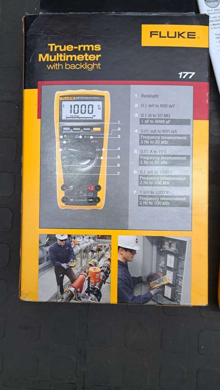 FLUKE 177 Multimeter