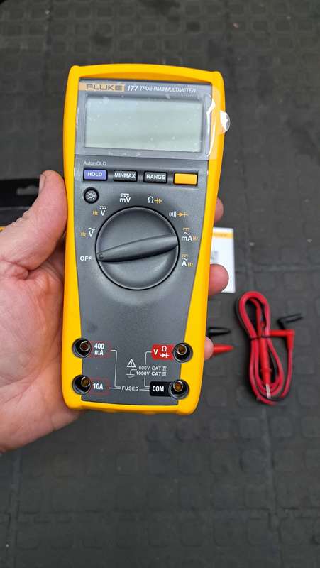 FLUKE 177 Multimeter