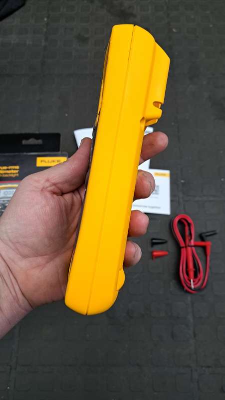FLUKE 177 Multimeter