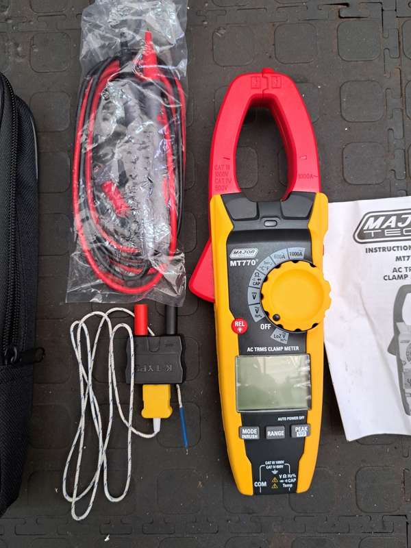 MAJOR-TECH  1000A AC TRMS Clamp Meter, CAT IV 600V MT770