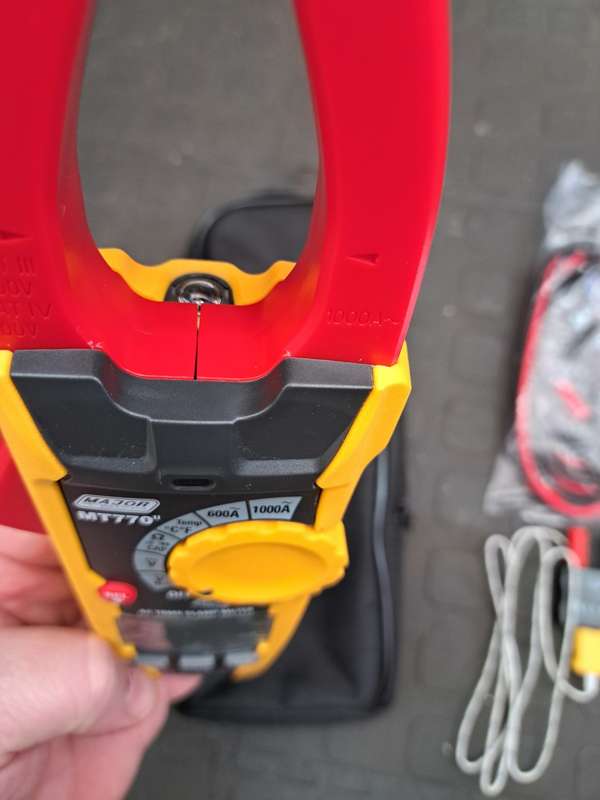 MAJOR-TECH  1000A AC TRMS Clamp Meter, CAT IV 600V MT770