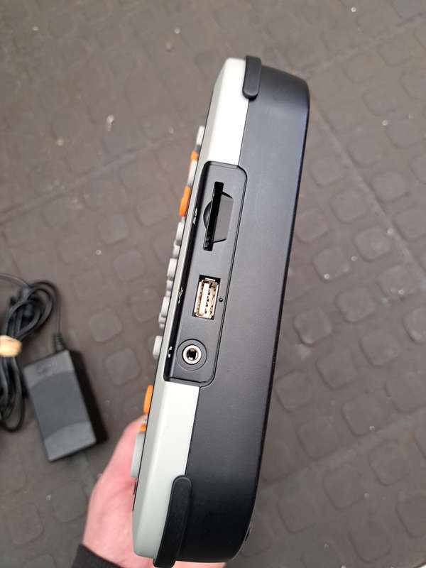 HUMANWARE Victor Reader Stratus12 M