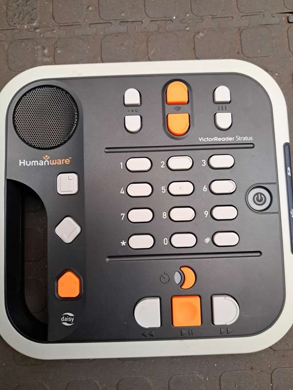 HUMANWARE Victor Reader Stratus12 M