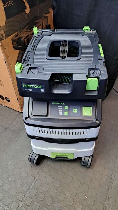 Festool Mobile dust extractor CTL MIDI CLEANTEC *EX DISPLAY UNIT / NEVER USED*