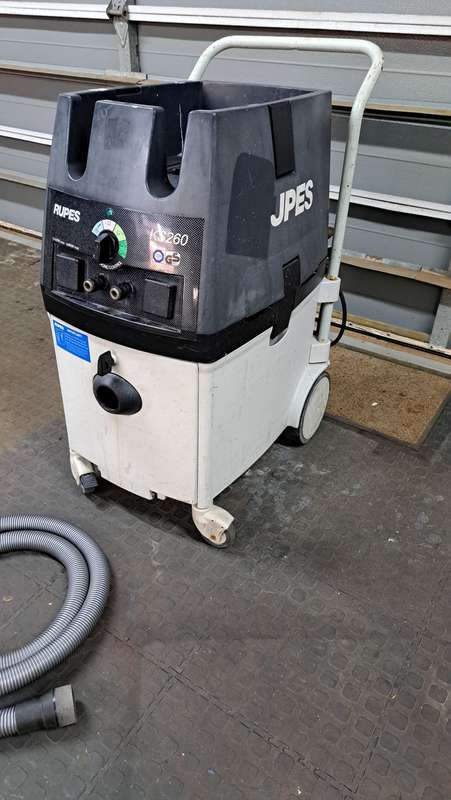 RUPES KS260 Vacuum Energy Car with Electric & Pneumatic Circuit.