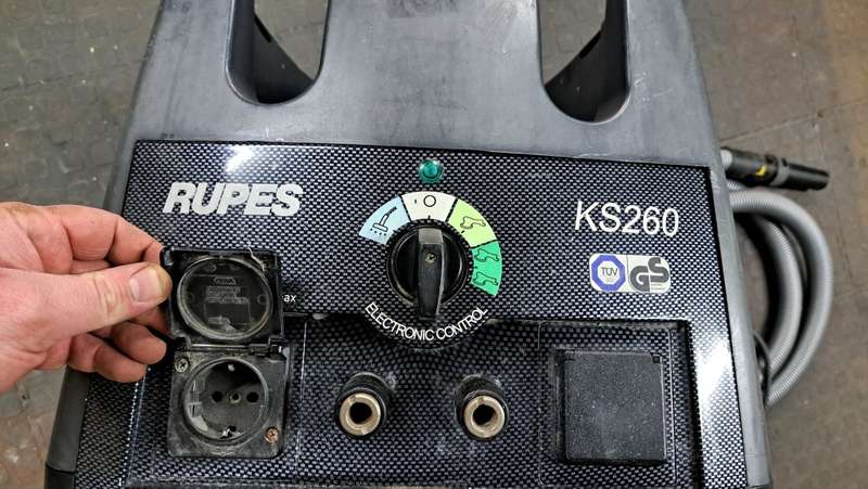 RUPES KS260 Vacuum Energy Car with Electric & Pneumatic Circuit.