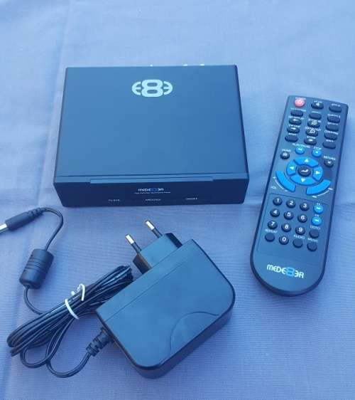 Mede8er MED250X Digital Media Player with built in 2.5" Hard Drive Bay - Brand New Condition