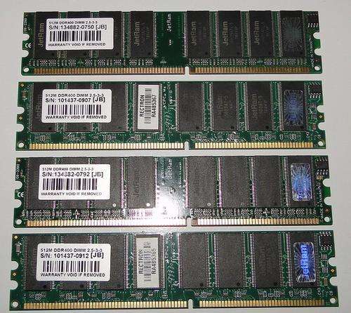 Trancend JetRam 512MB DDR400 DIMM 2.5-3-3 RAM