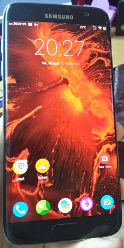 Samsung Galaxy S7 Edge [G935F] 32GB - Android 9 + EXTRAS + FREE COURIER