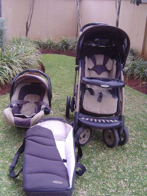Graco - Deluxe Travel System