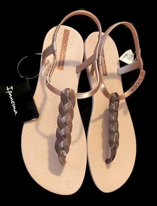 Gorgeous Metallic Ipanema Slingback Sandals Size 7