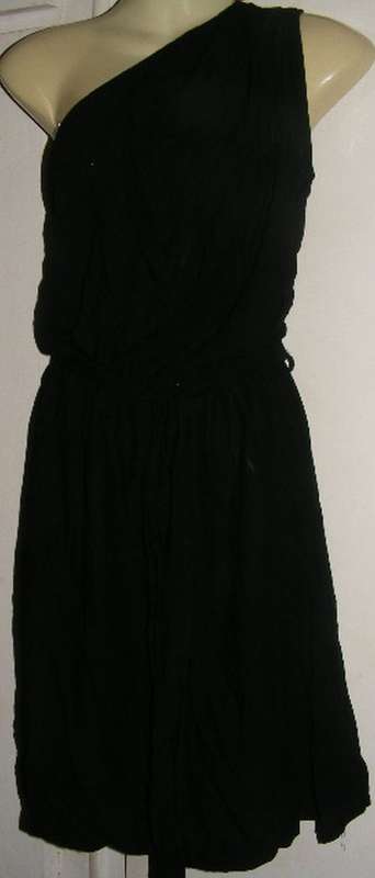 SALE!!!! GORGEOUS BLACK TOP WITH BELT(SS)
