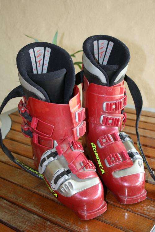 Nordica Ski-Boots (Size 10)
