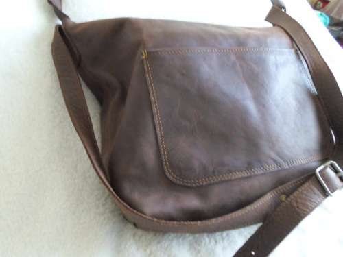 LARGE SLING - BROWN - 100% GENUINE LEATHER - FREE DELIVERY