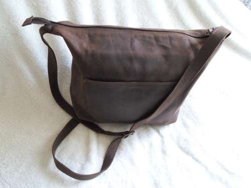 LARGE SLING - BROWN - 100% GENUINE LEATHER - FREE DELIVERY