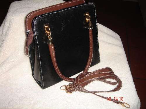 clothing, hand bag, handbag, hand bags, handbags, scarve, scarves, scarf, scarfs, accessories, clutch bag, clutchbag, clutch bags, clutchbags, women wear, ladies wear, cheap, quality, durable, top, jean, pants, skirt, knit, knit wear, jersey, chiffon, silk, wool, bodycon, leggings