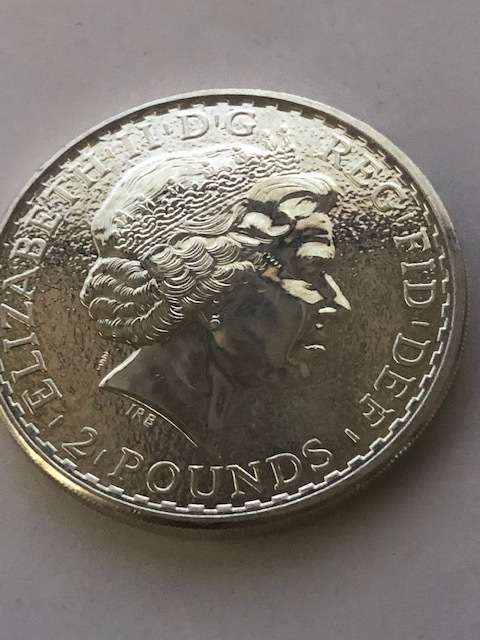 BRITANNIA 1 OUNCE SILVER COIN 2015 SILVER FINENESS .9999