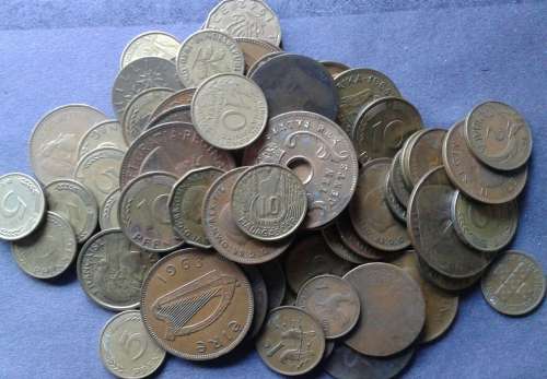 MIXED LOT 80 COINS
