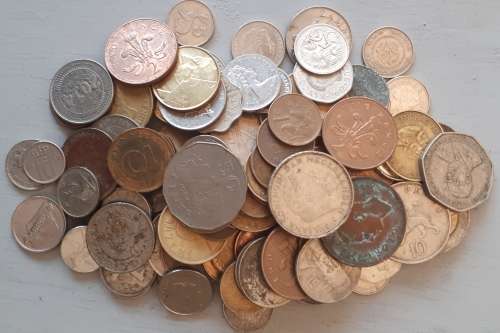 100 WORLD COIN LOT