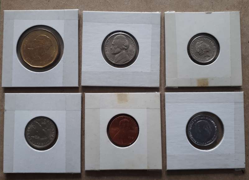 6 X UNC COINS : Different countries