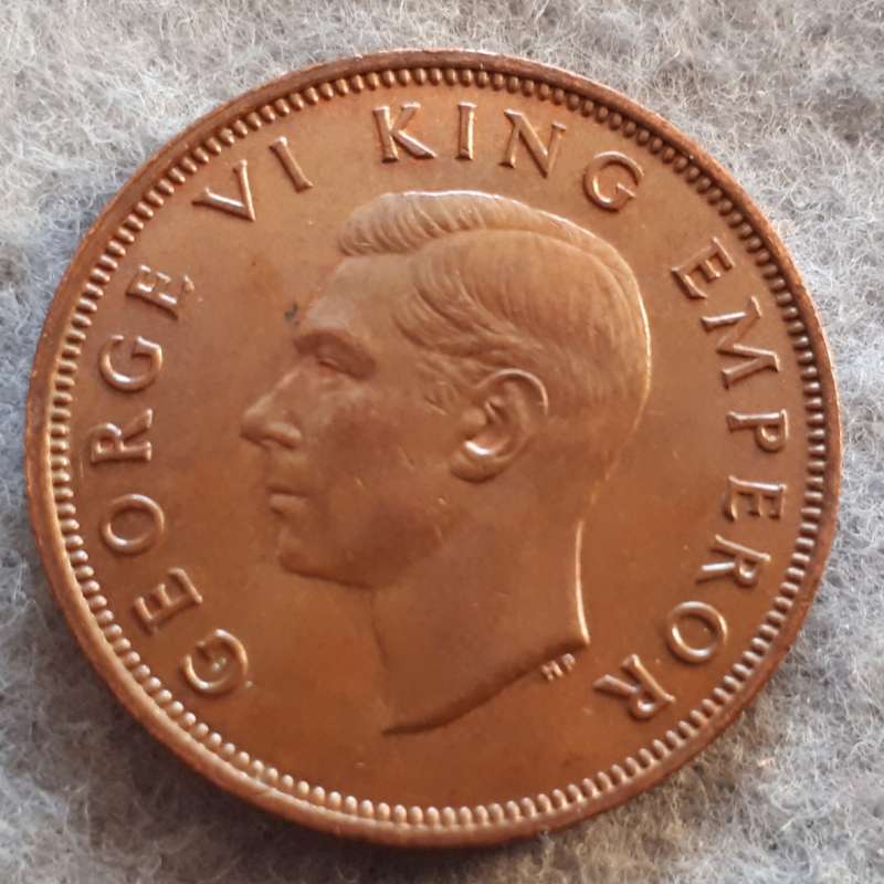 1945 New Zealand half penny AU condition