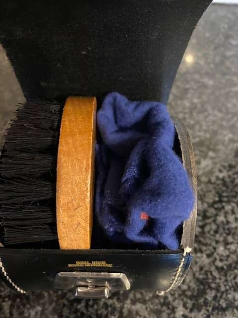 Black Leather Shoe Shine Kit