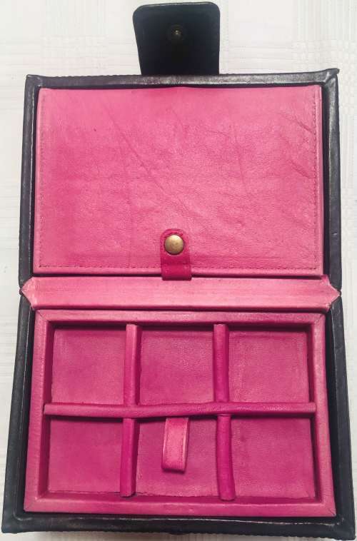 Hidesign Leather Jewellery Box in Excellent Condition
