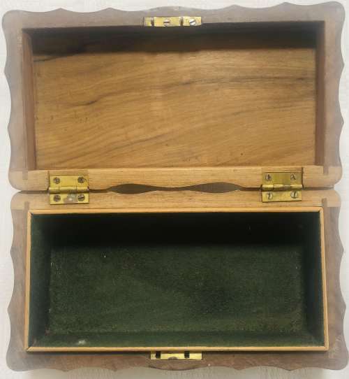 Wooden Jewellery Box in Excellent Condition