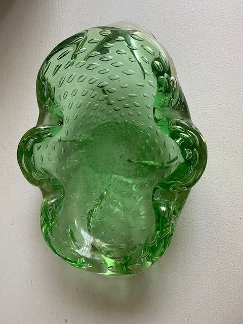 Murano Glass Bowl Green with Controlled Bubbles