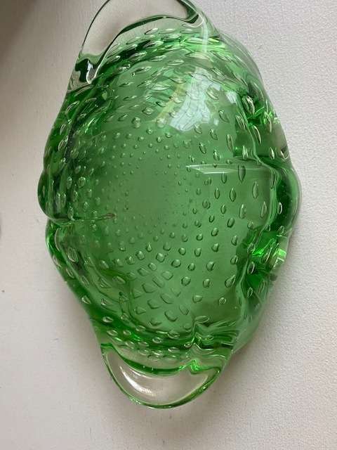 Murano Glass Bowl Green with Controlled Bubbles
